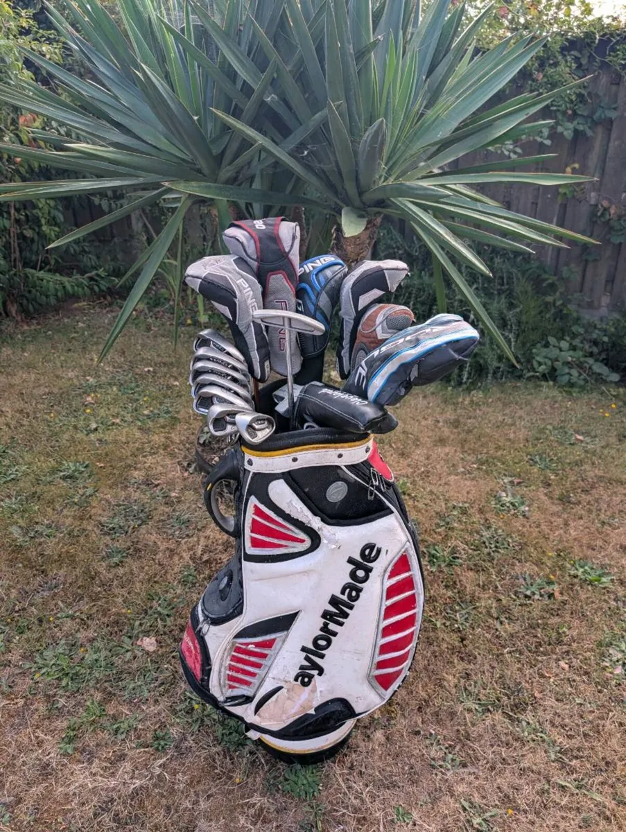 Ultimate Ping golf clubs and TaylorMade tour bag - Image 2