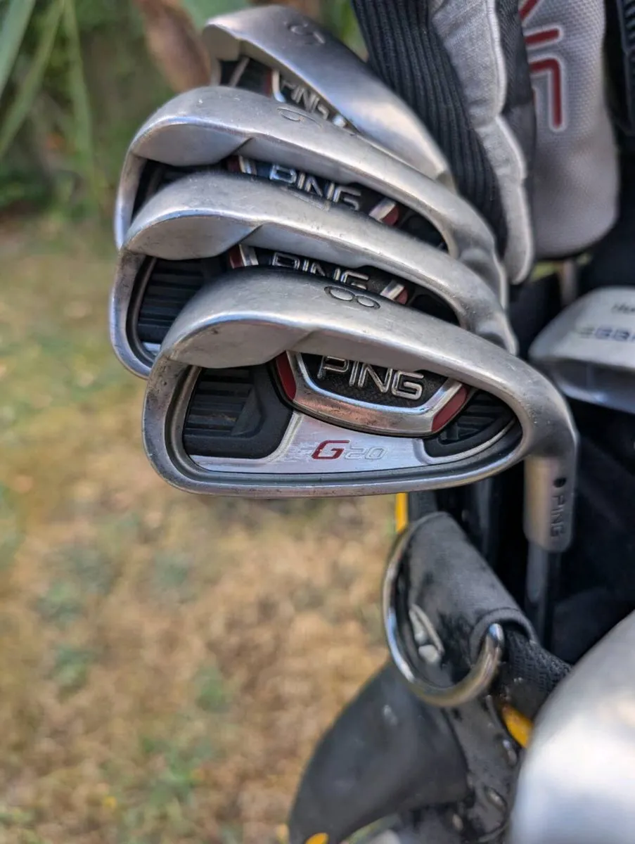 Ultimate Ping golf clubs and TaylorMade tour bag - Image 4