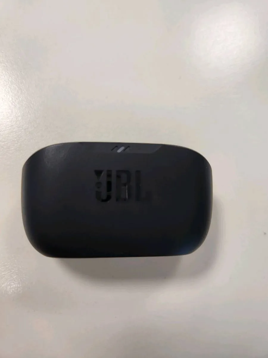 JBL Wavebuds 2 for sale - Image 1
