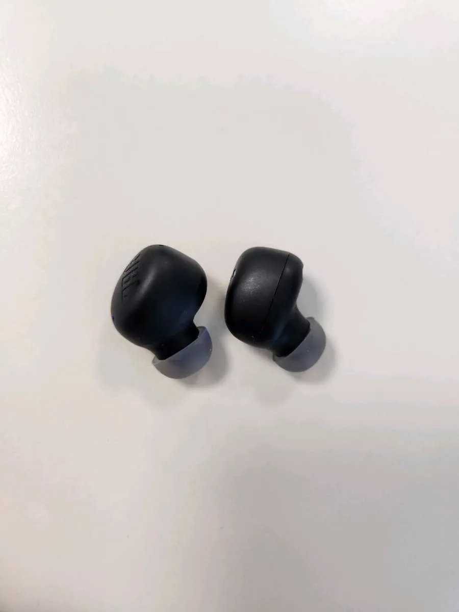 JBL Wavebuds 2 for sale - Image 3