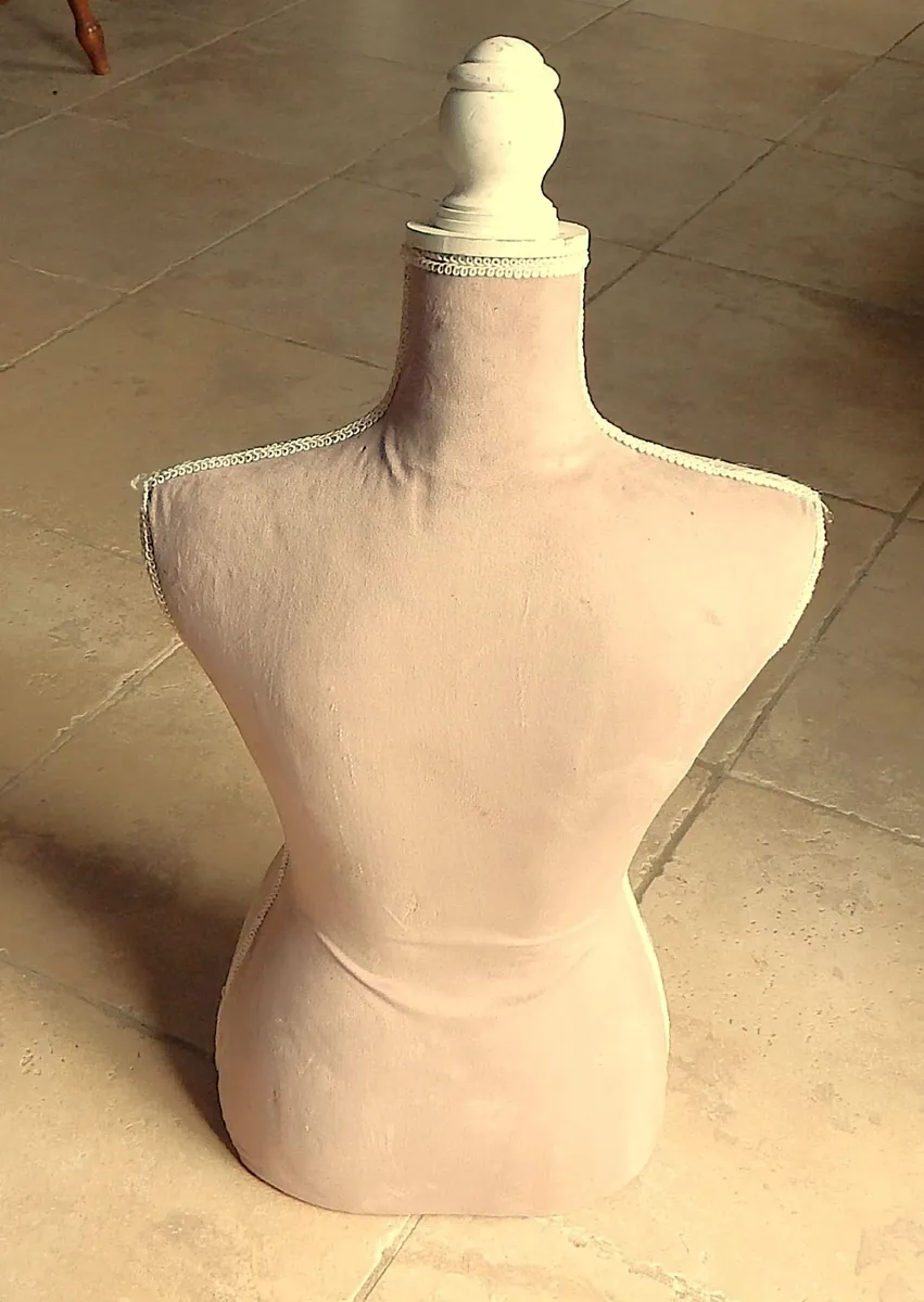 Decorative Female Mannequin Torso in Blush Velvet - Image 3