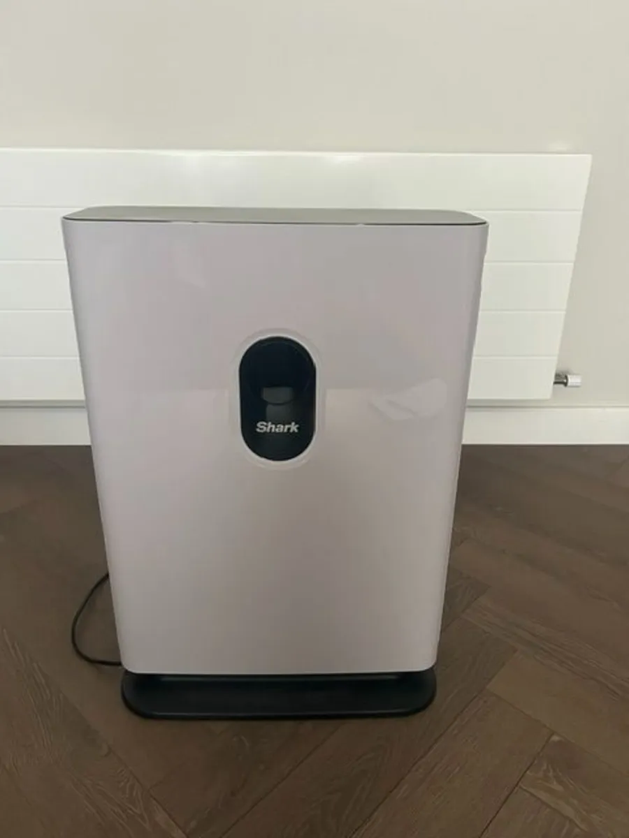 Shark  Air Purifier 4 – HE400UK
