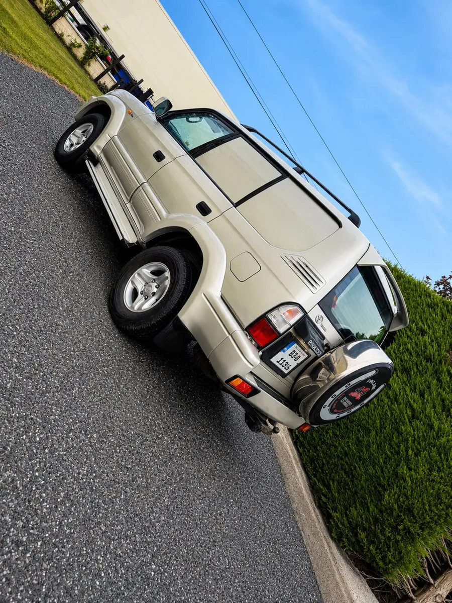 Toyota LandCruiser - Image 1