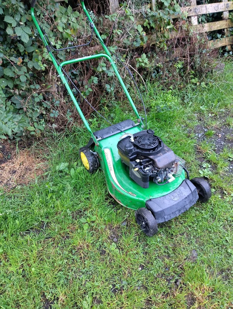 John Deere Lawnmower for sale - Image 3