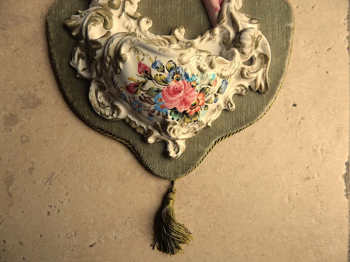 Ceramic Water Font on Velvet Background - Image 2