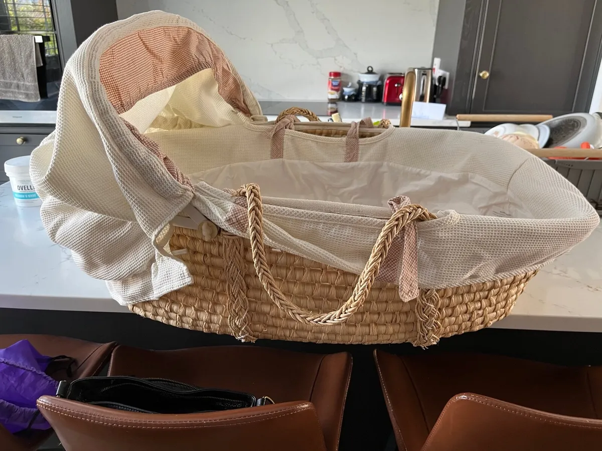 Moses baskets - Image 2