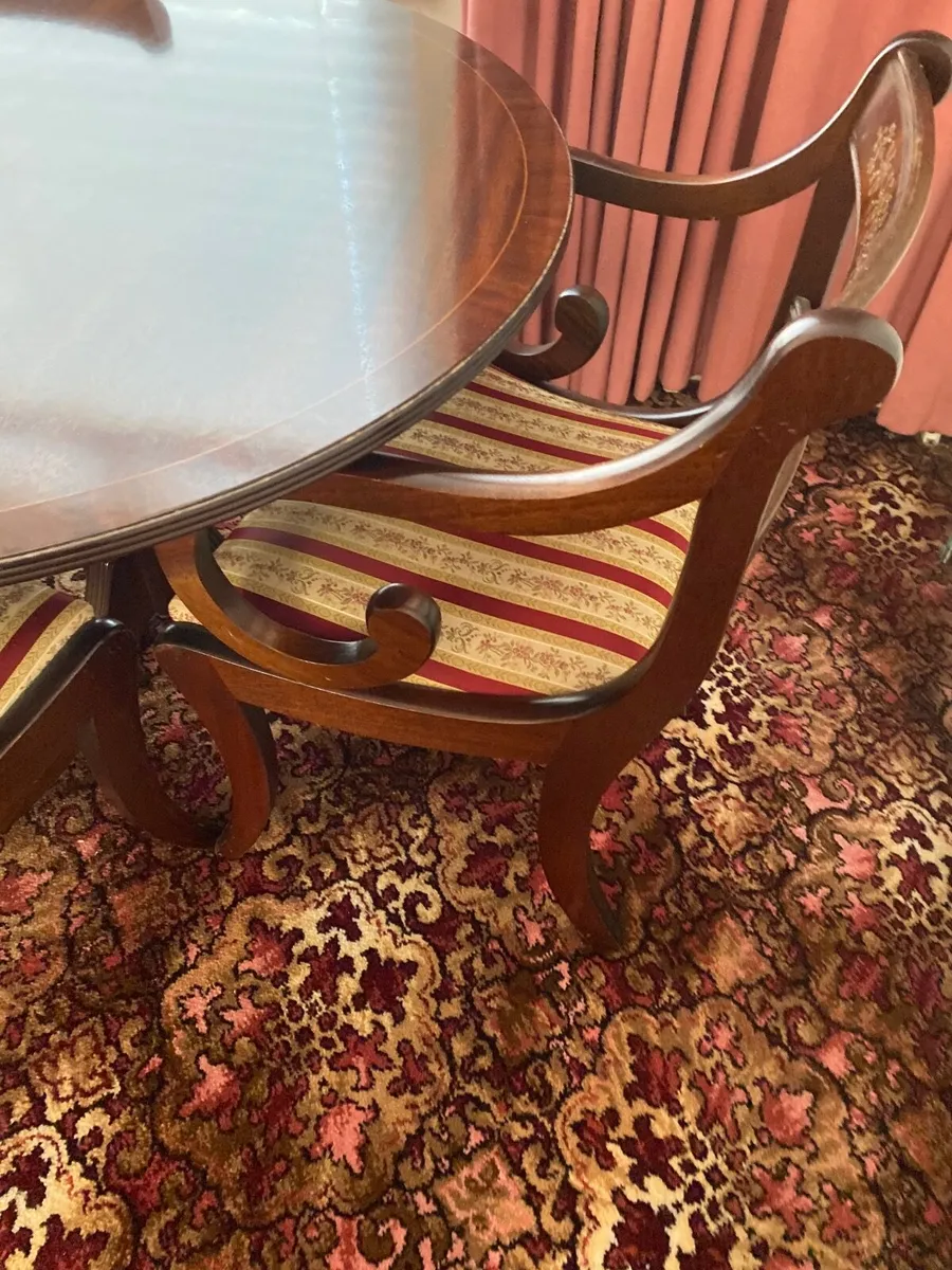 Dining table and chairs - Image 4