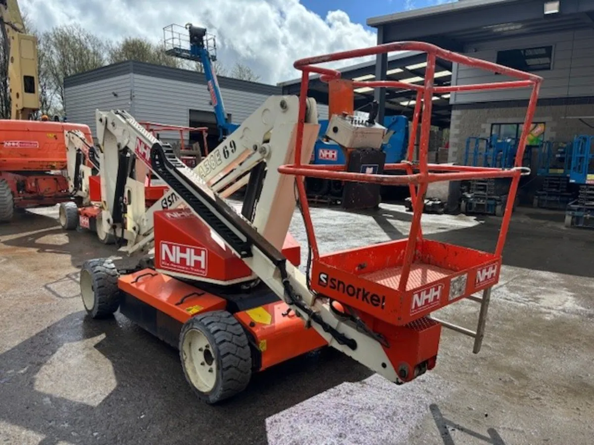 SNORKEL A38E  BOOM LIFT - Image 4