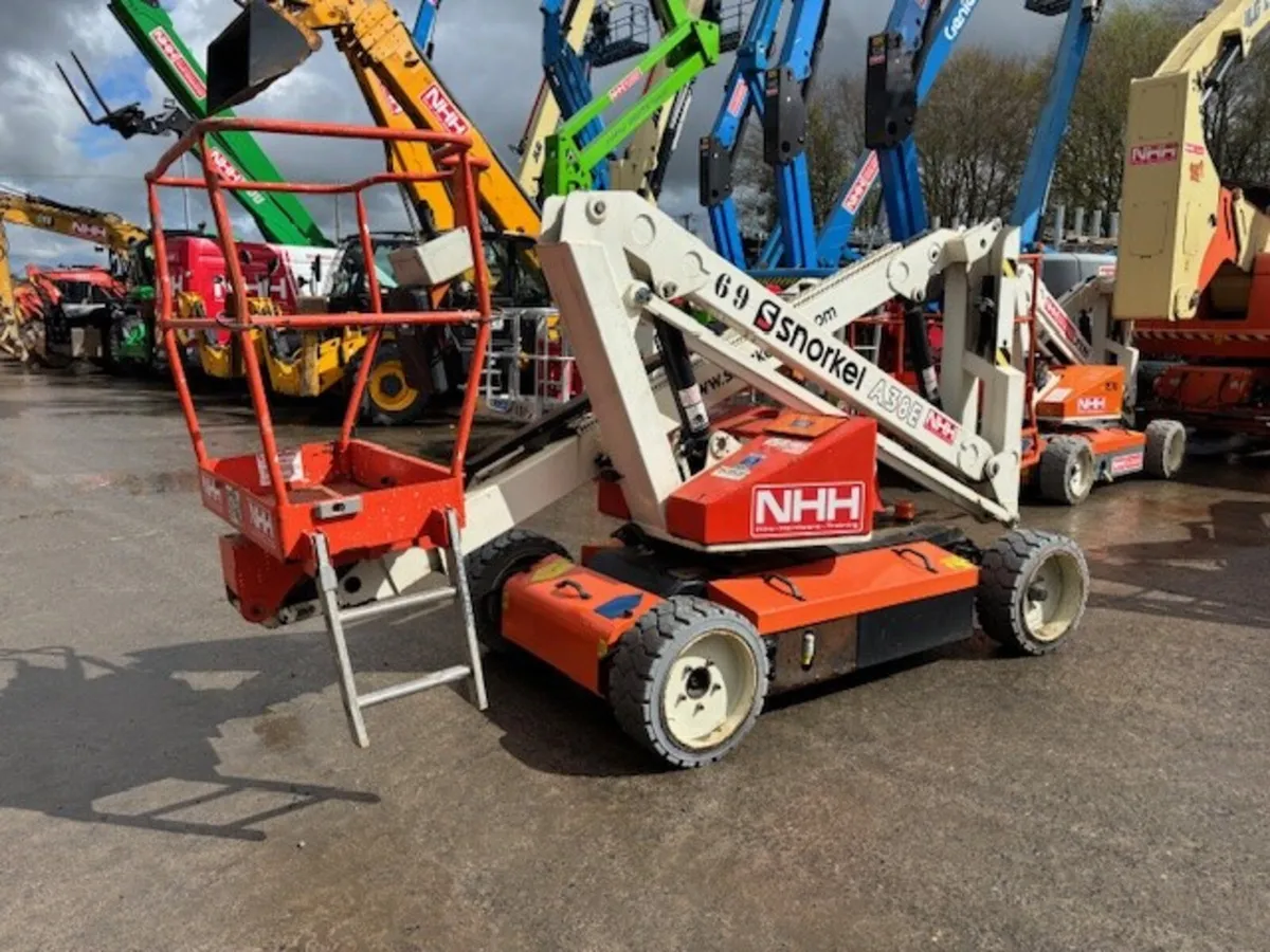 SNORKEL A38E  BOOM LIFT - Image 2