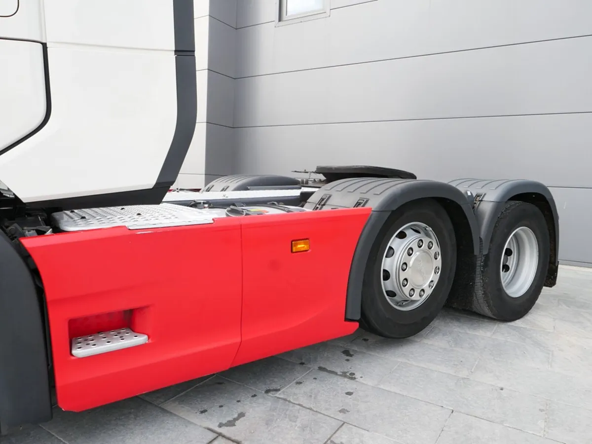 Scania S500 - Highline - 6x2 - T102537 - 2020 - Image 4