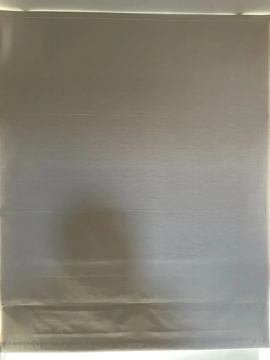 Roman Blinds x 2 - Image 3