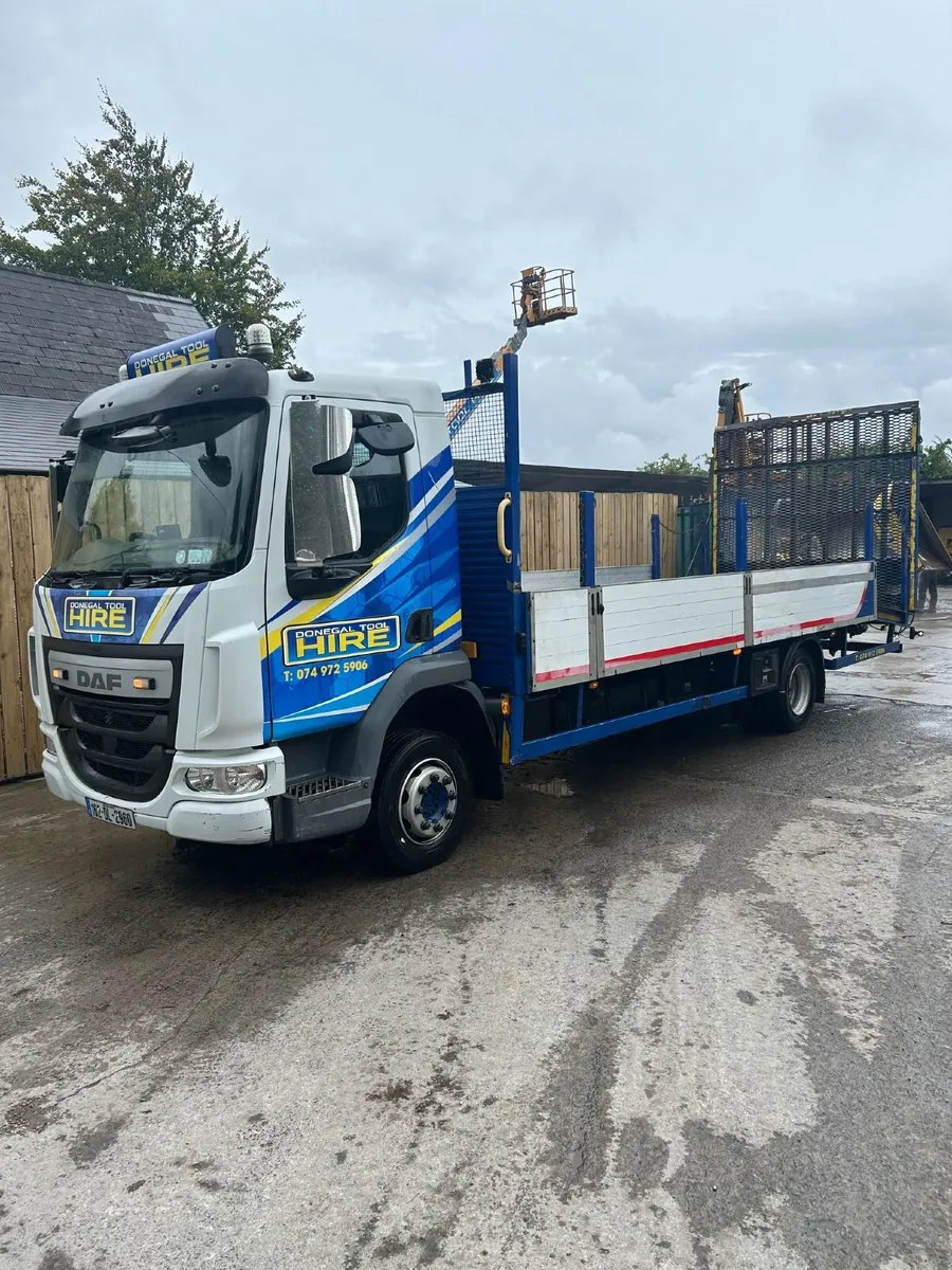 2016 DAF XB210 Beavertail - Image 1