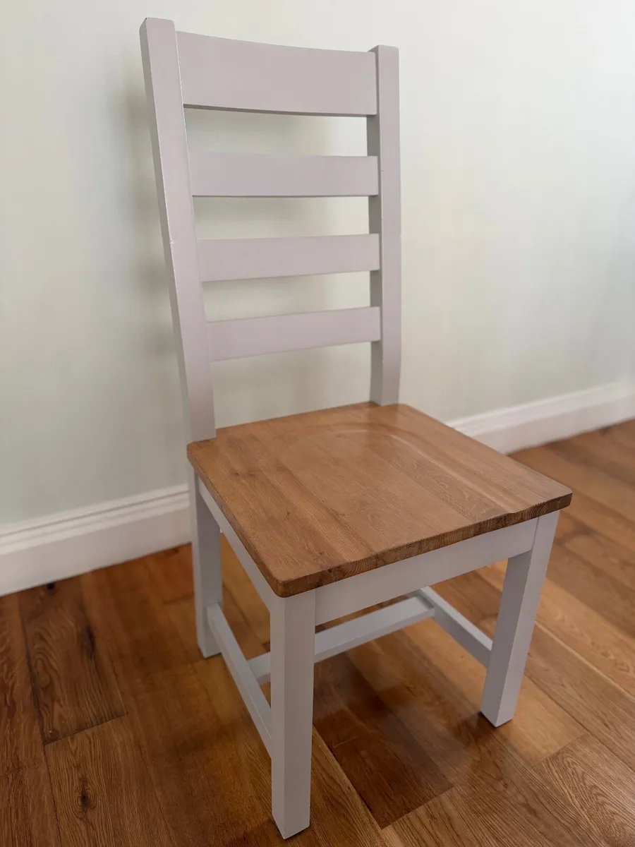 Dinner Table and Chairs, expandable - Image 3