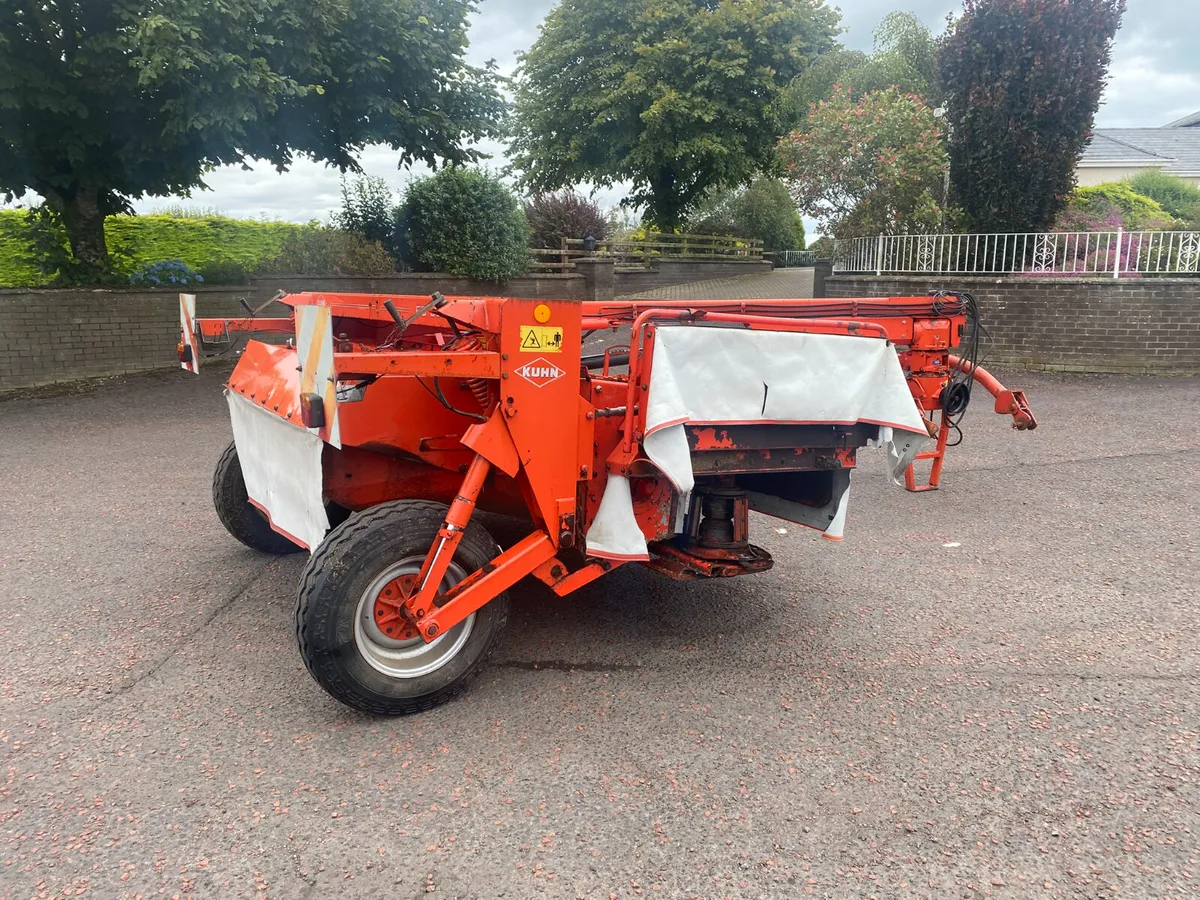 Kuhn FC302GI Mower Conditioner - Image 3