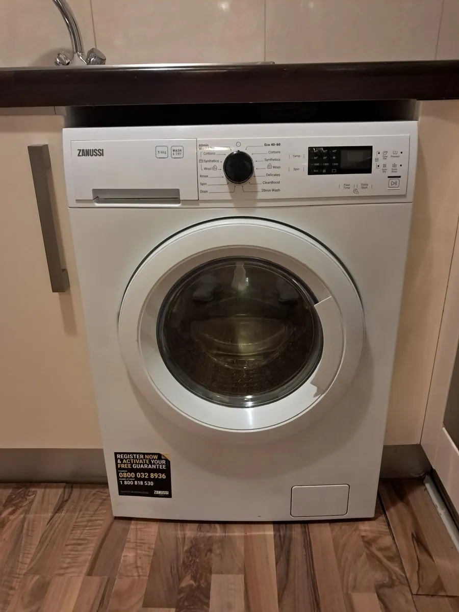 Moving sale. Items must go 11am Sat 22/08 - Image 1