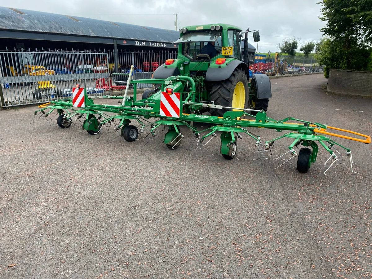Malone 840 Tedder - Image 1