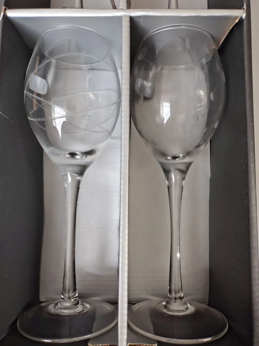 Newgrange Living "Clear-Cut Party" Wine Glasses - Image 3