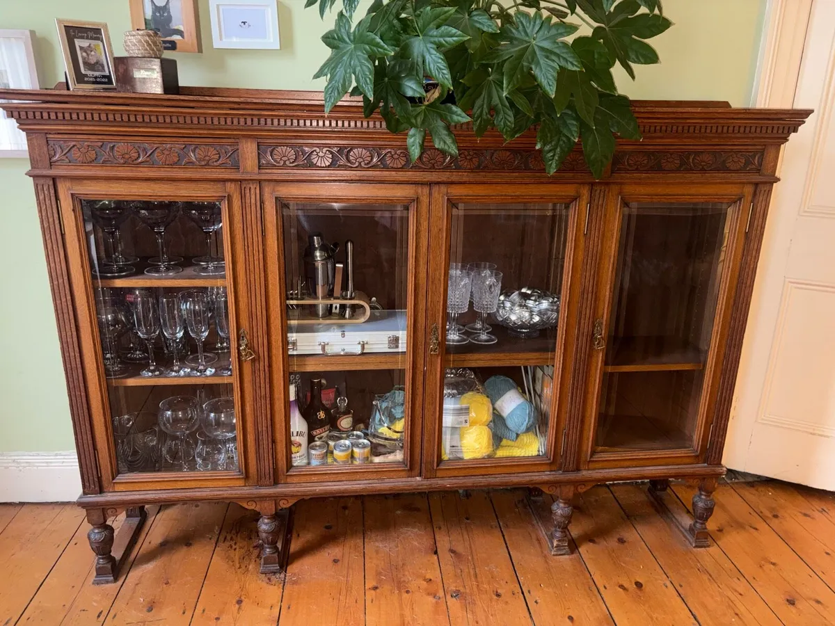 Display side Board - Image 1