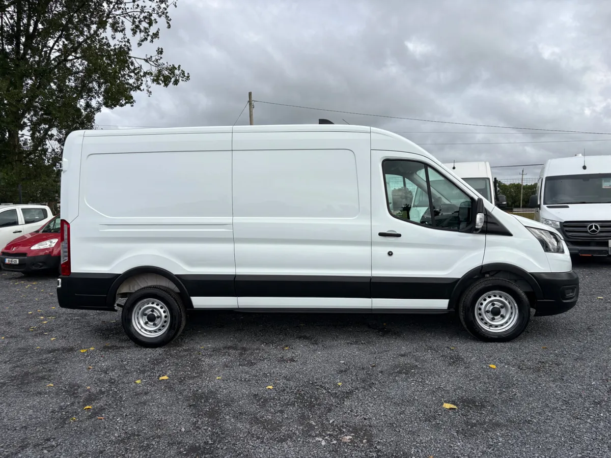 Ford Transit - Image 2