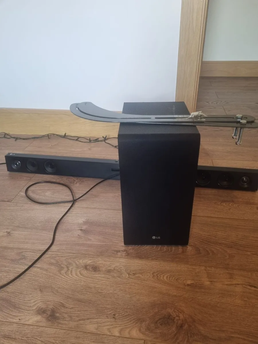 LG Sound Bar - Image 3