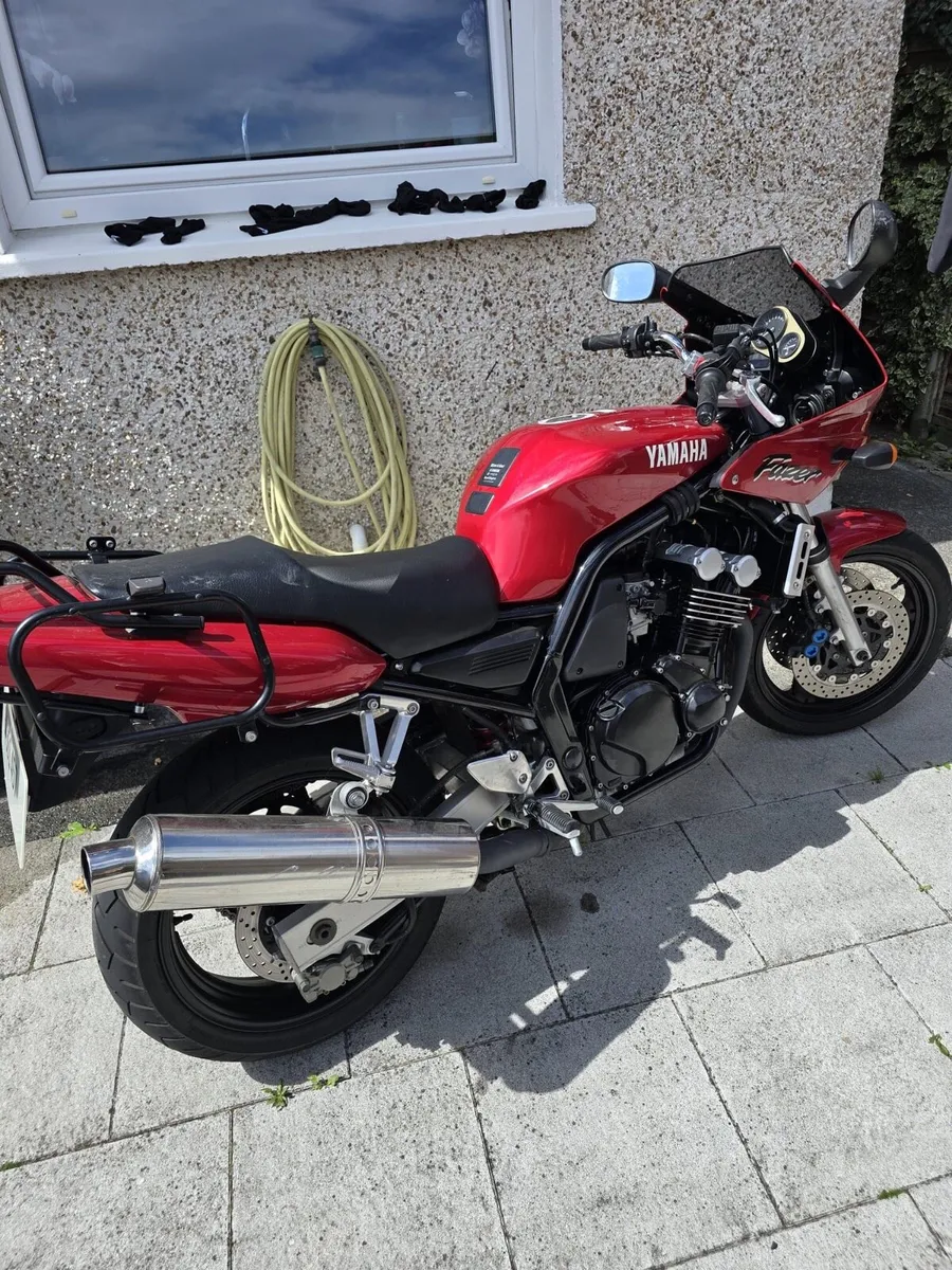 Yamaha fzr 600 - Image 1
