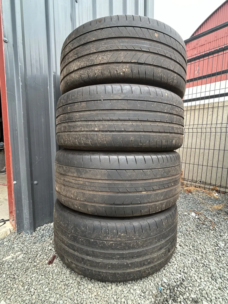 Genuine 21 audi SQ7 rims Goodyear tyres - Image 3