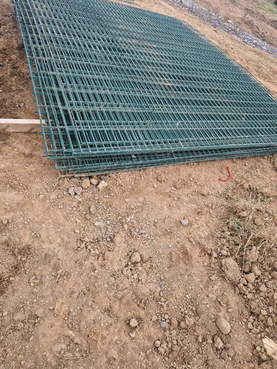 Building - Image 3