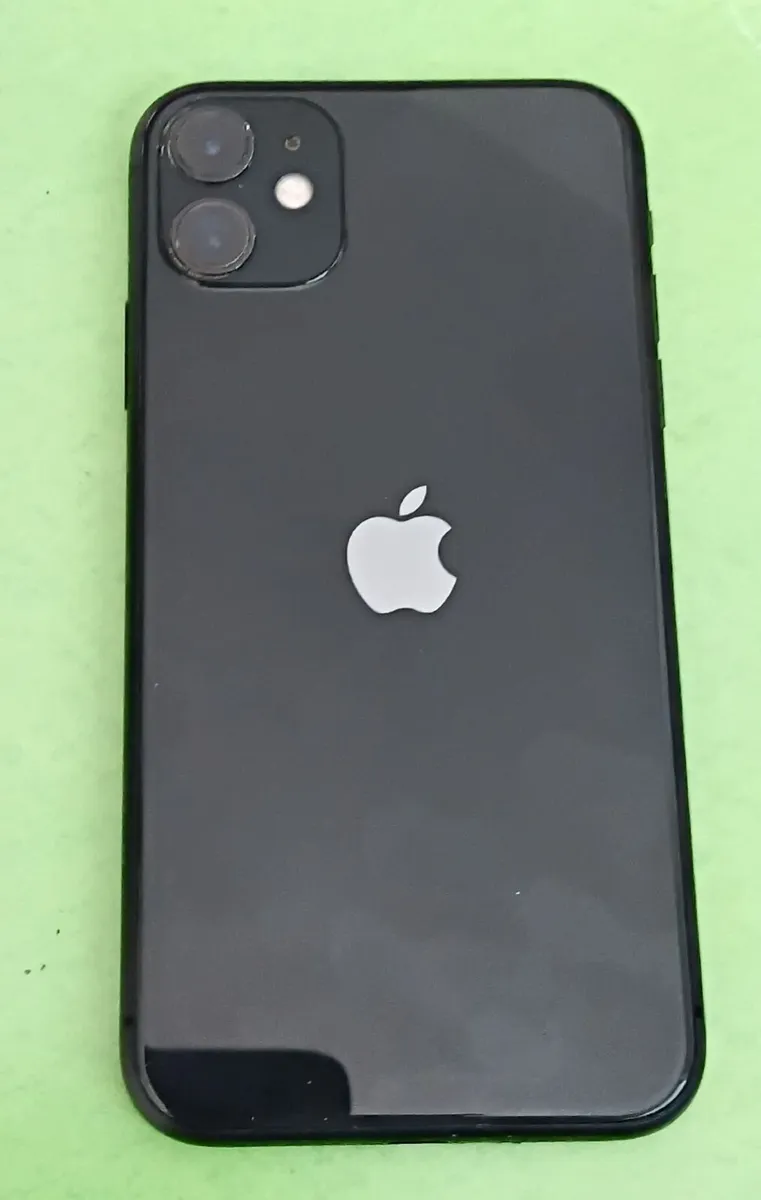 iPhones - Image 3