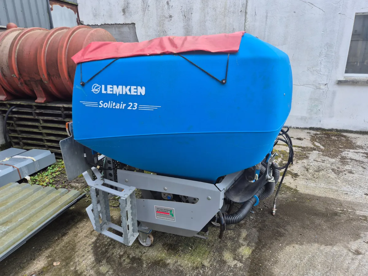 Lemken Solitaire 23 Front Hopper - Image 3