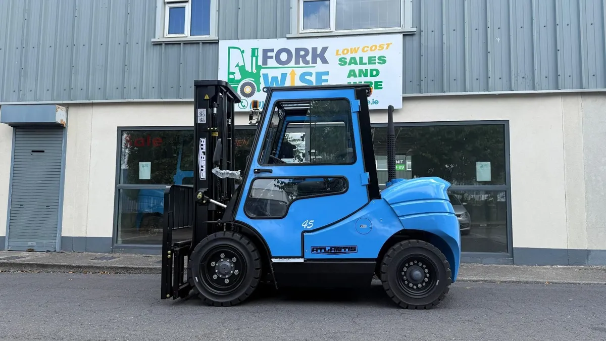 NEW 4.5 Ton Diesel Forklift | Sideshift | 3m Mast| - Image 1