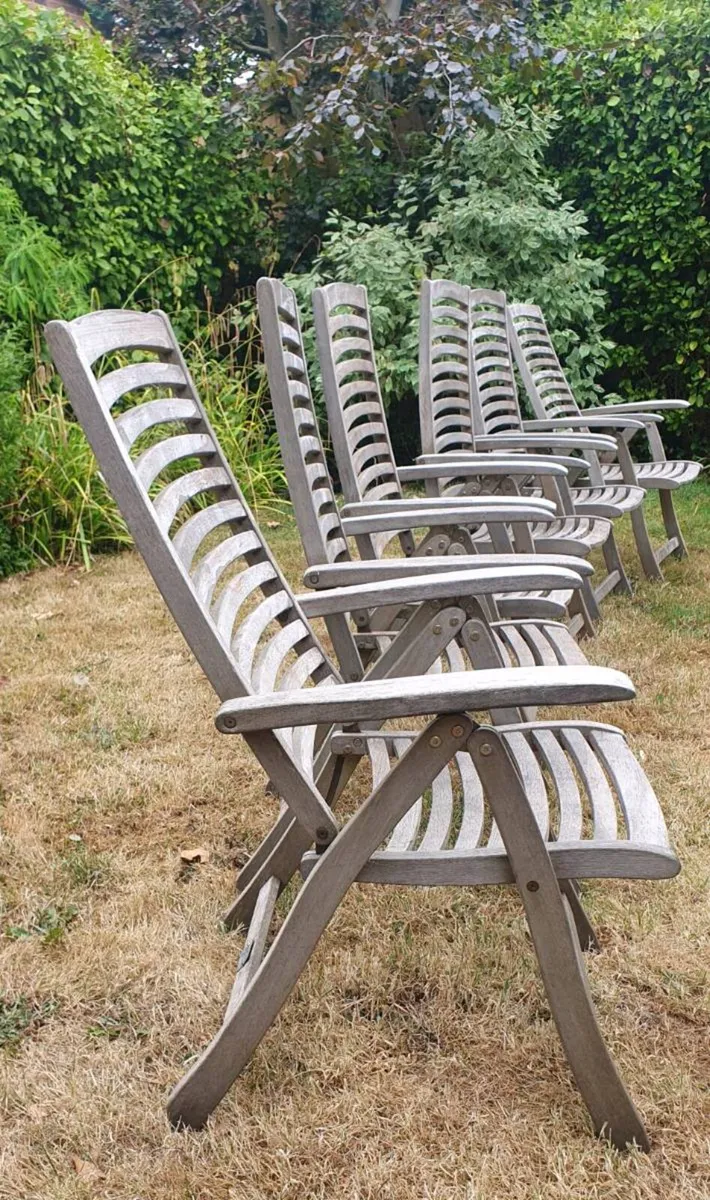 Garden table & 6 chairs FREE, COLLECTION ONLY - Image 1