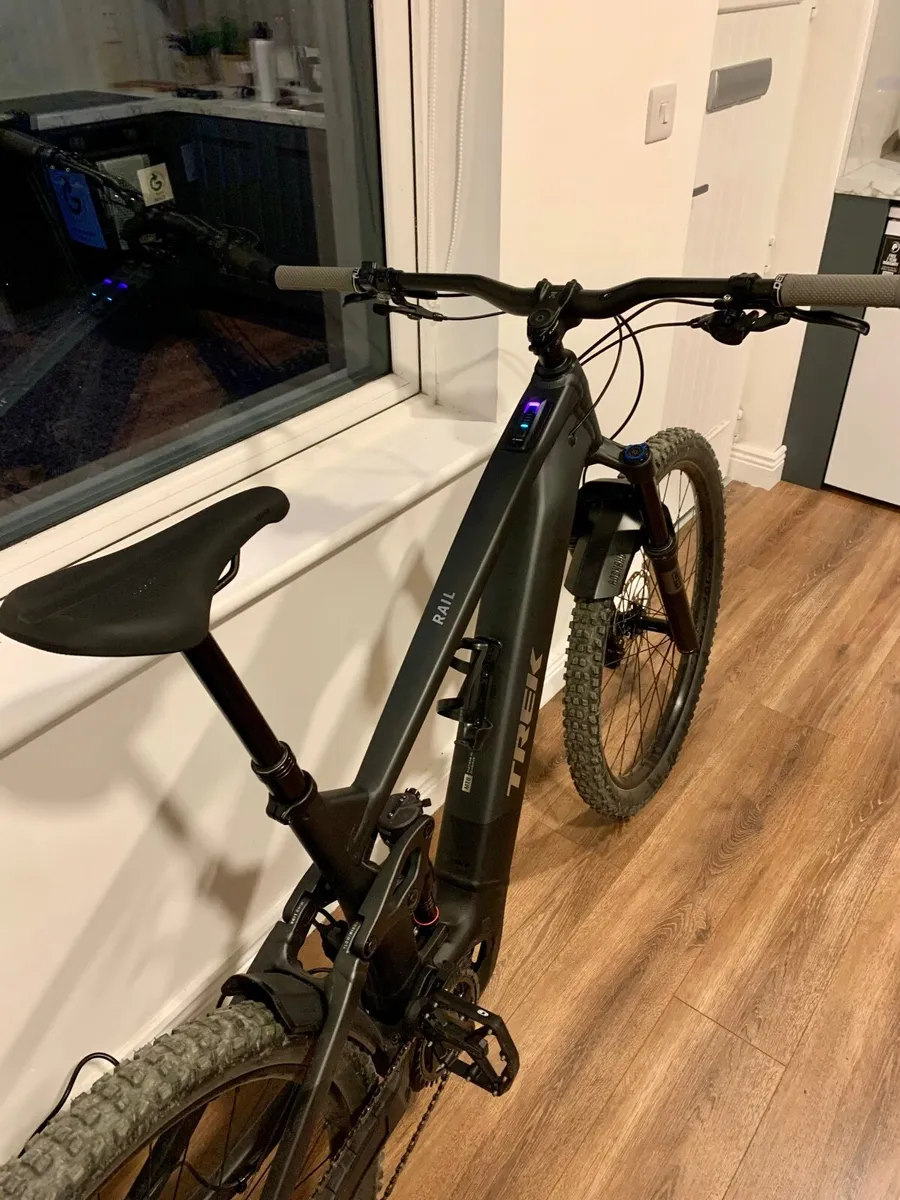 E-MTB - XL Trek Rail + 5 Gen.5 (2026 Model) - Image 3