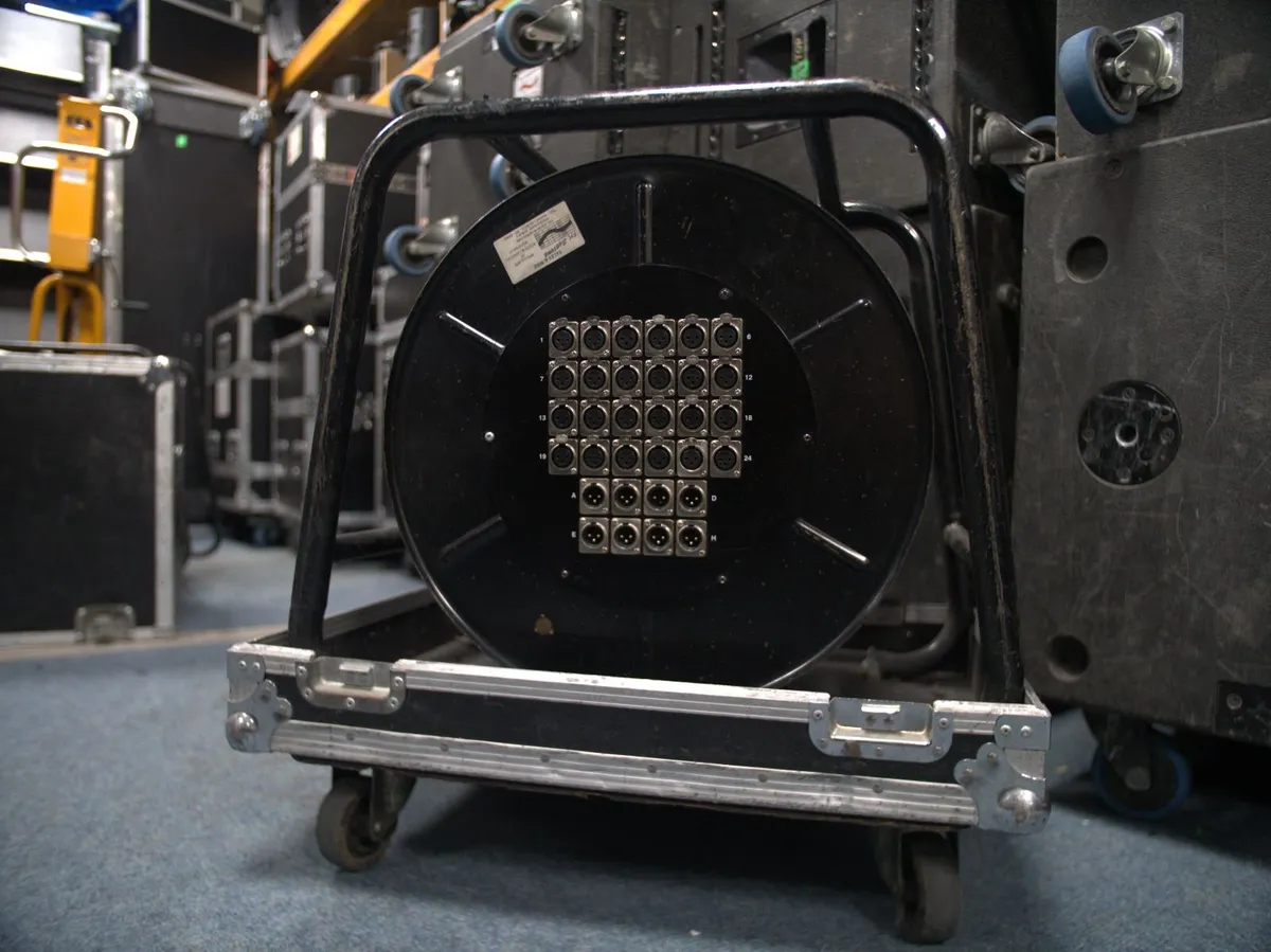 XLR Loom Multicore 30m in stagebox [24in/ 8out] - Image 2