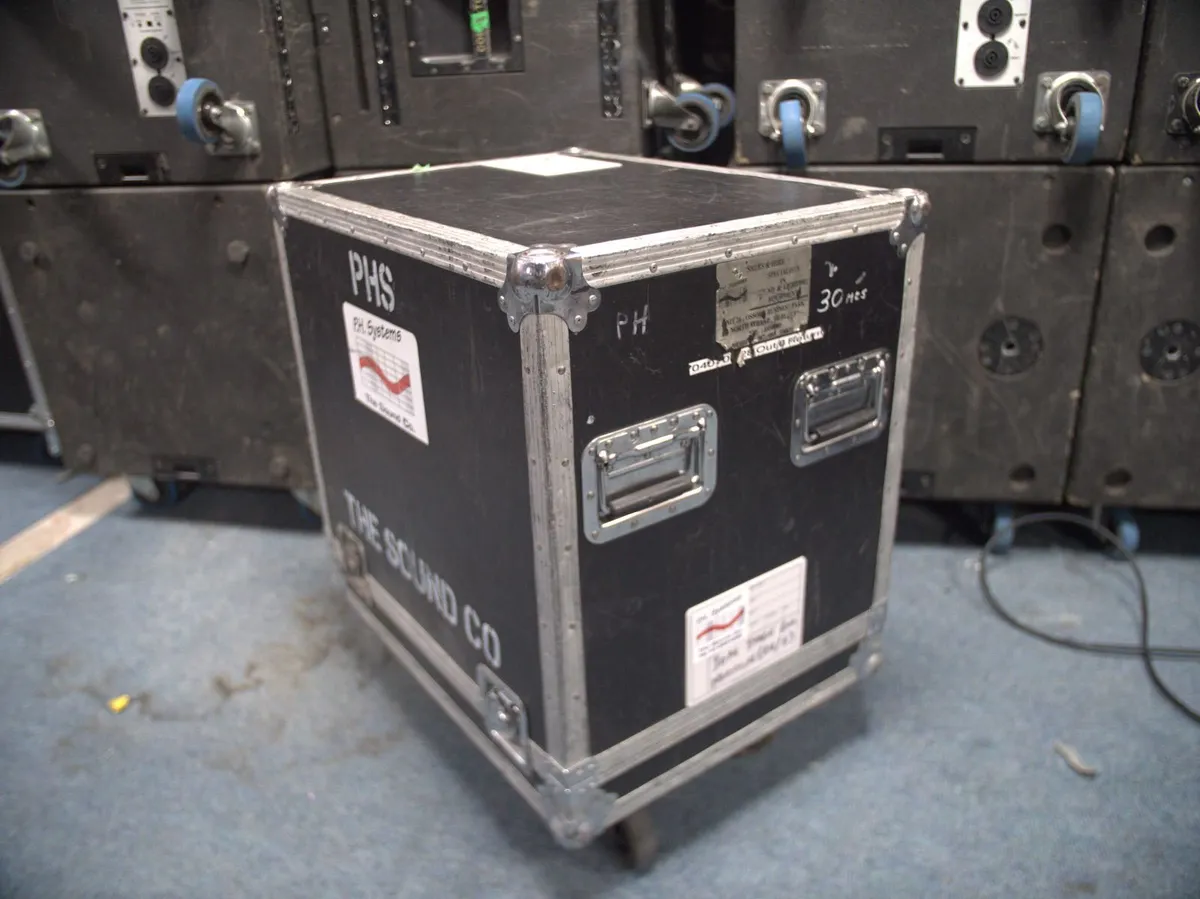 XLR Loom Multicore 30m in stagebox [24in/ 8out] - Image 4