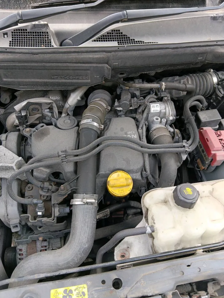 Breaking Nissan juke 2017 diesel - Image 4