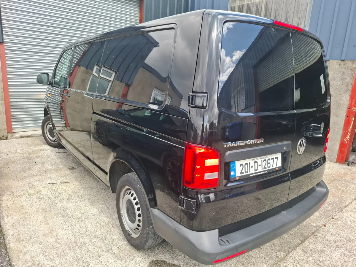 Volkswagen Transporter 2020 Low Miles - Image 3