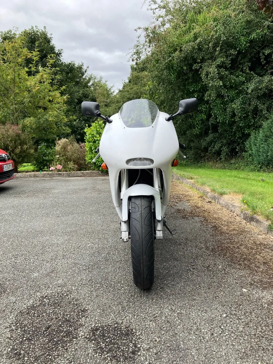 Motorcycle - Image 4