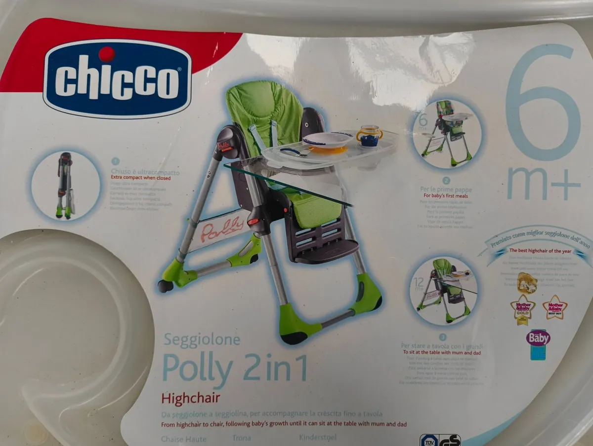 2 Highchairs and a baby Walker - Image 3