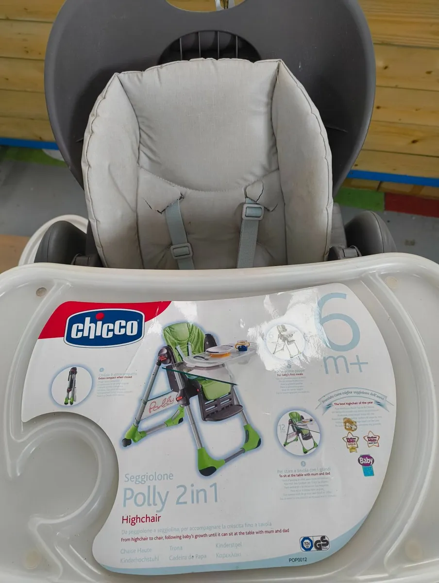 2 Highchairs and a baby Walker - Image 2