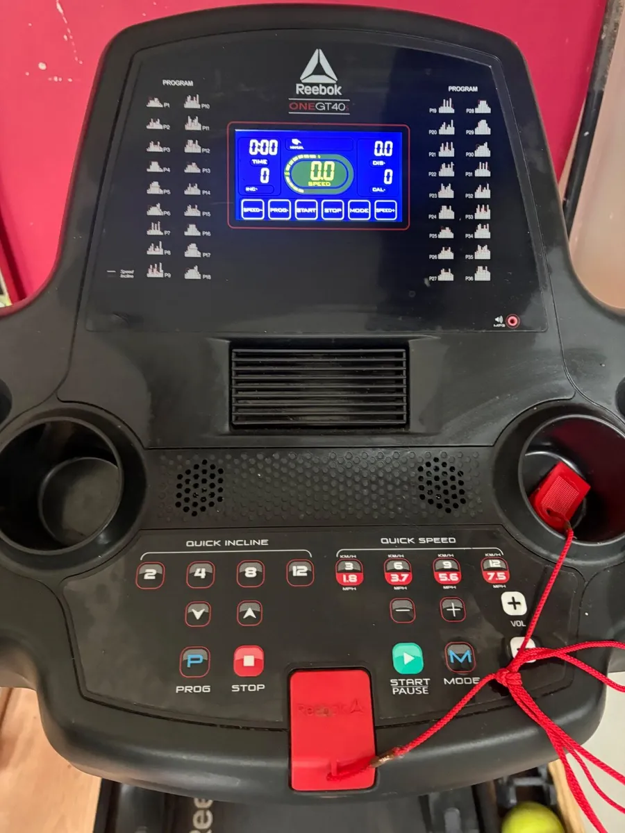 Reebok OneGT40S Folding Treadmill - Image 3