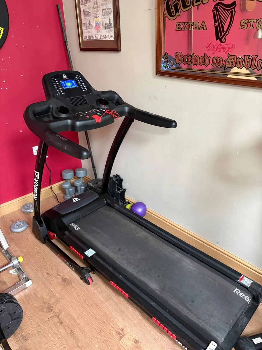 Reebok OneGT40S Folding Treadmill - Image 2