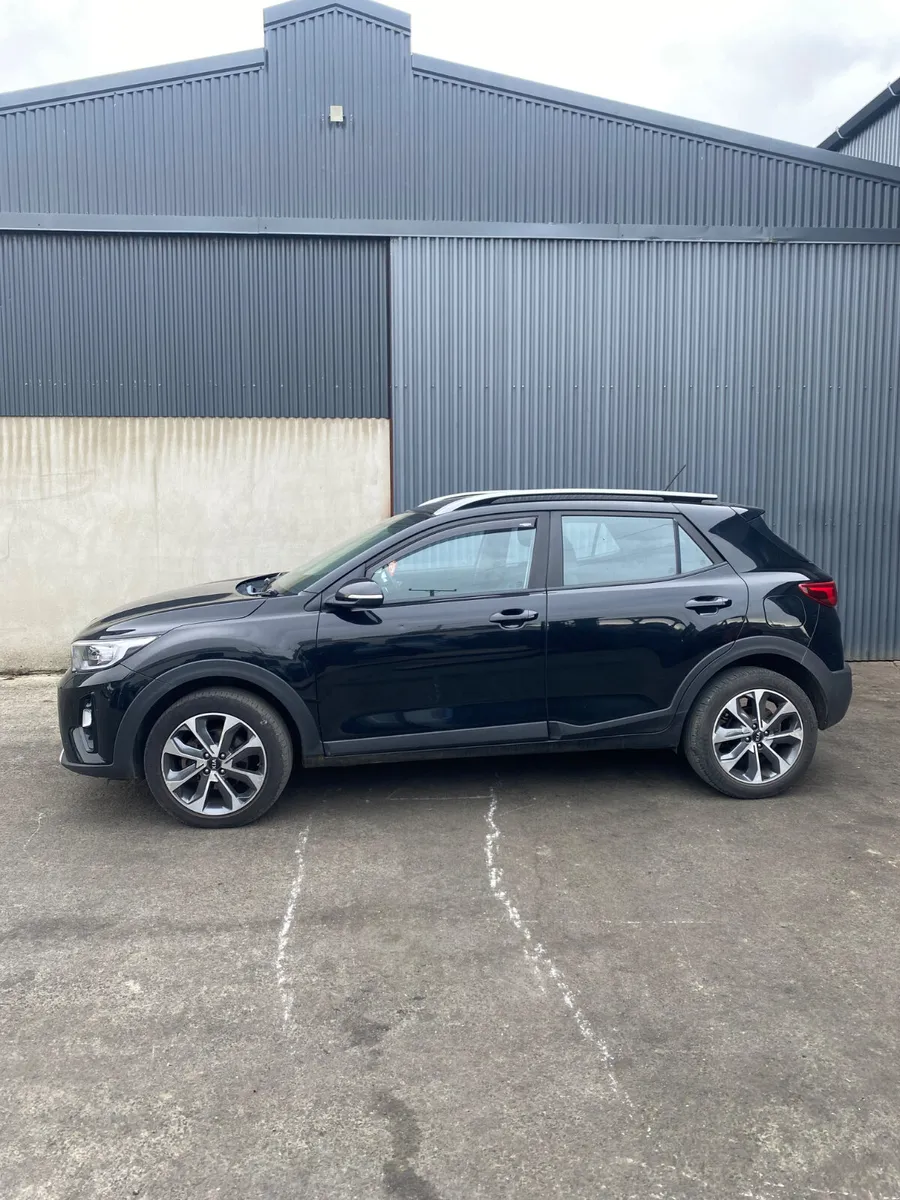 2017 Kia Stonic for breaking - Image 3