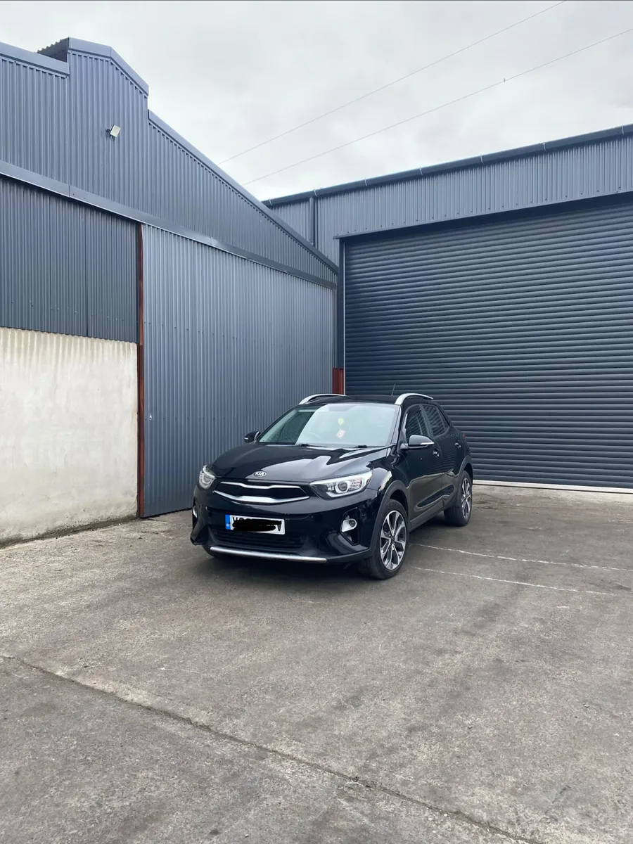 2017 Kia Stonic for breaking - Image 2