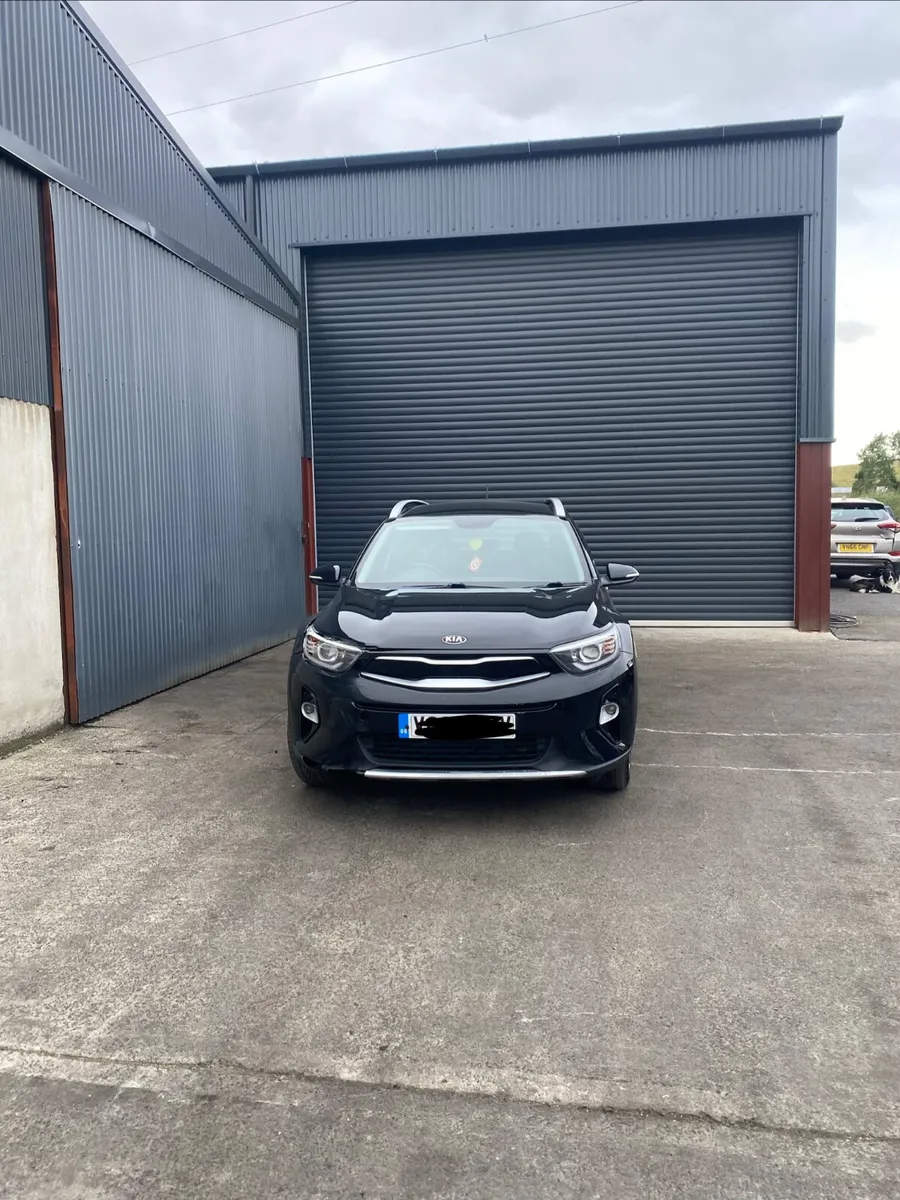 2017 Kia Stonic for breaking - Image 1