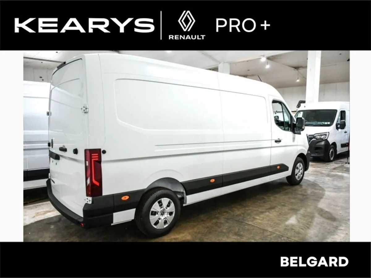 Renault Master MASTER FWD VAN ADVANCE LM35 13 - Image 3
