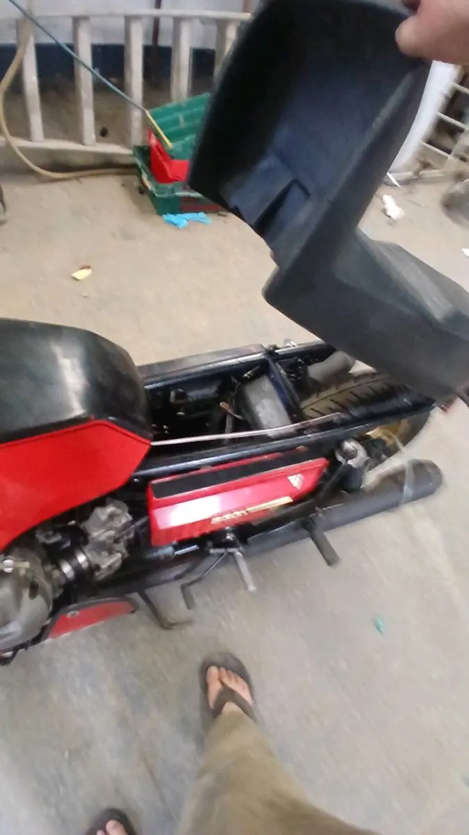 Moto Guzzi Agostini Le Mans - Image 3