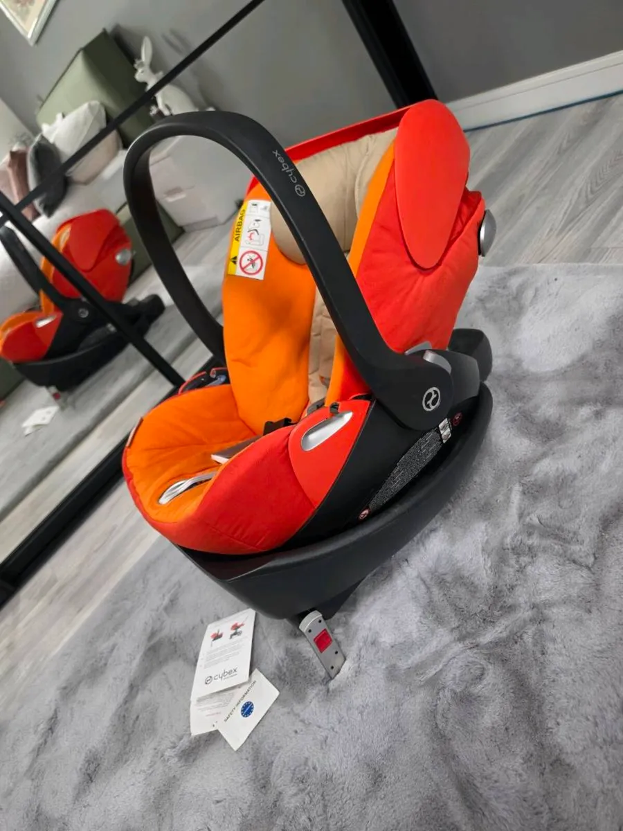 Cybex cloud Platinum Q size with base - Image 2