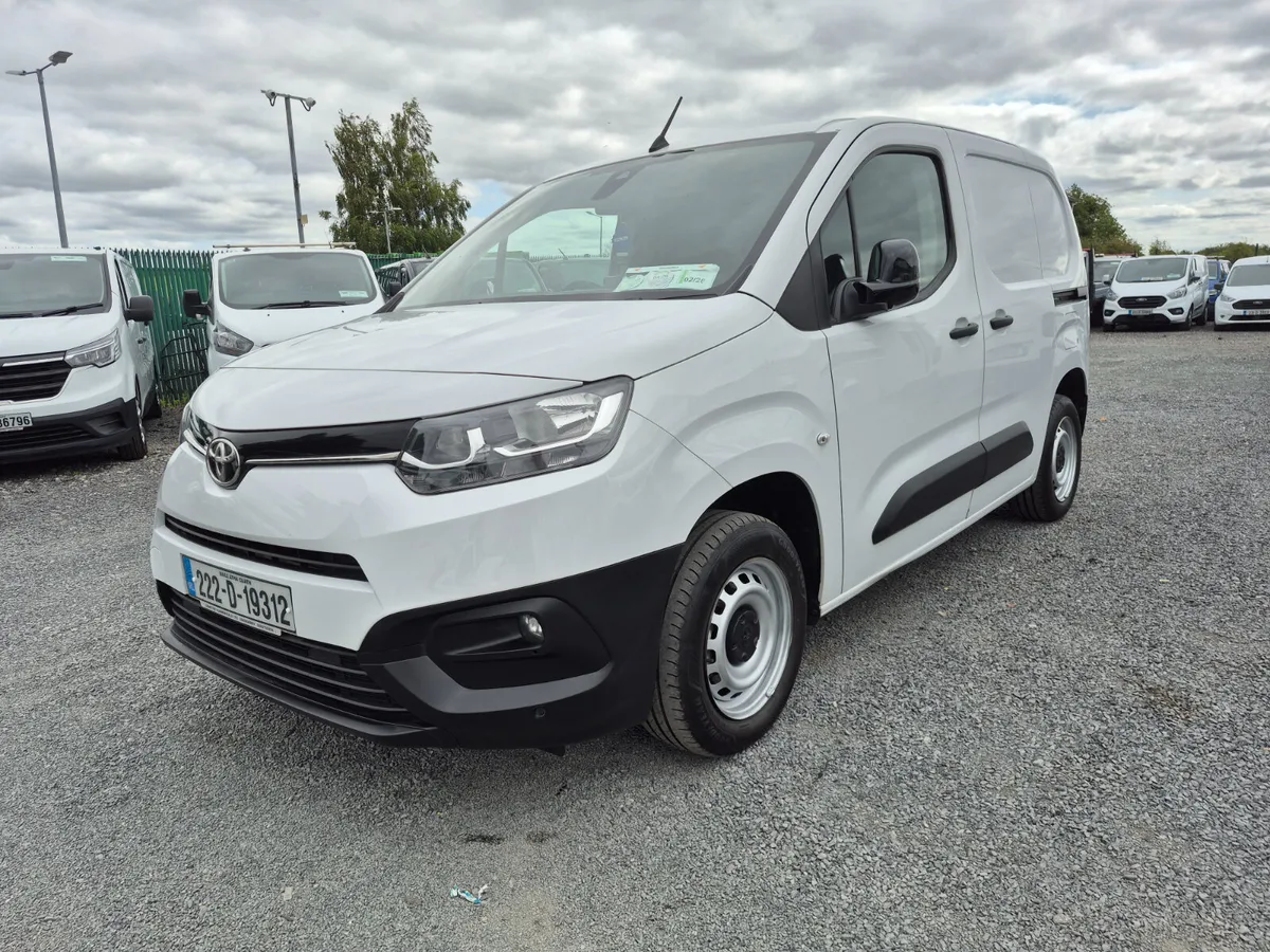 TOYOTA PROACE CITY A/C INCLUDES VAT - Image 2