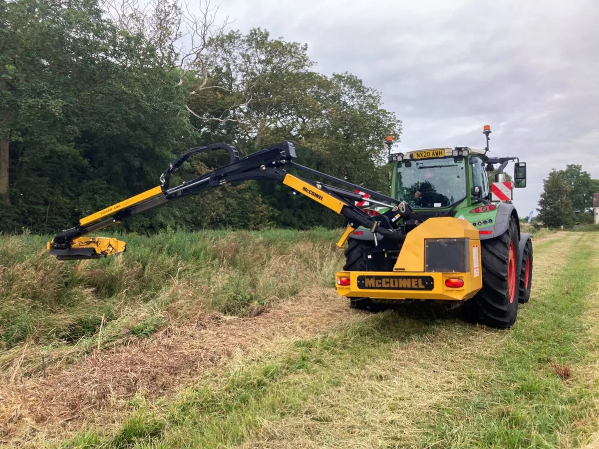 McConnel 9085TT Hedgecutter - Image 2