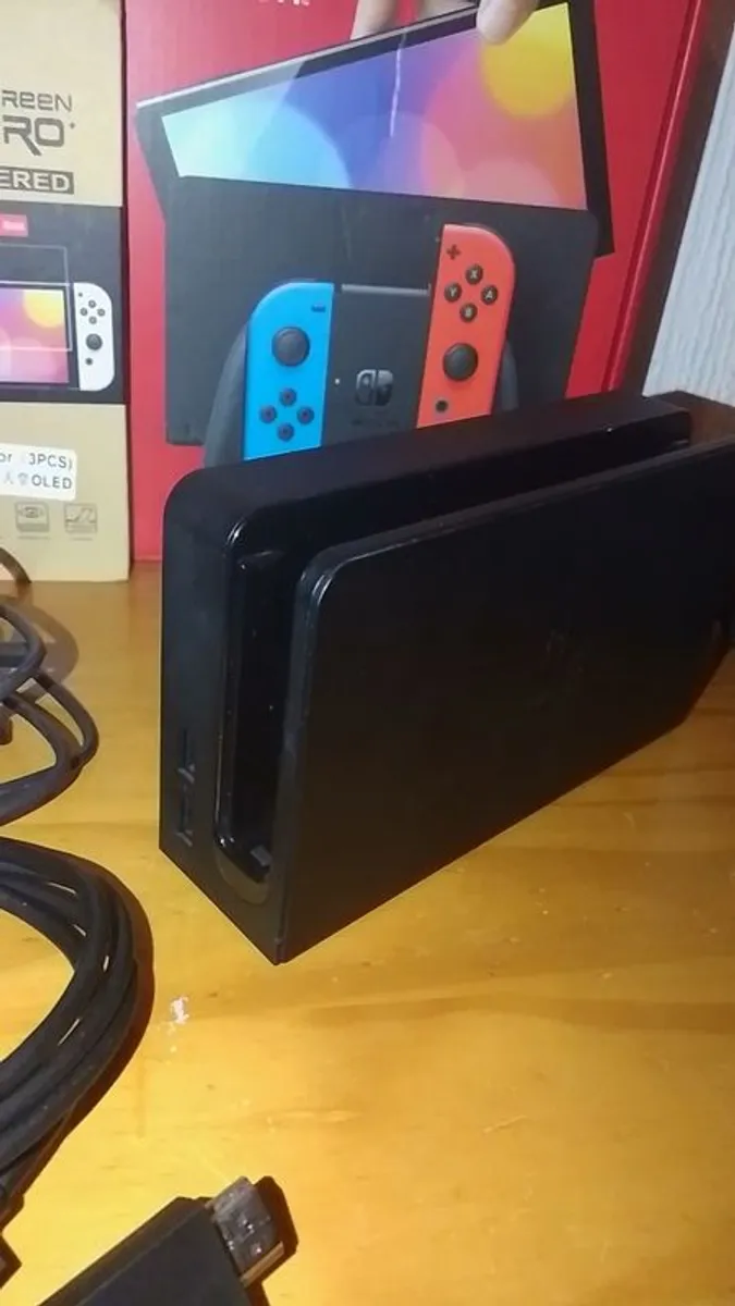 Nintendo switch OLED - Image 3